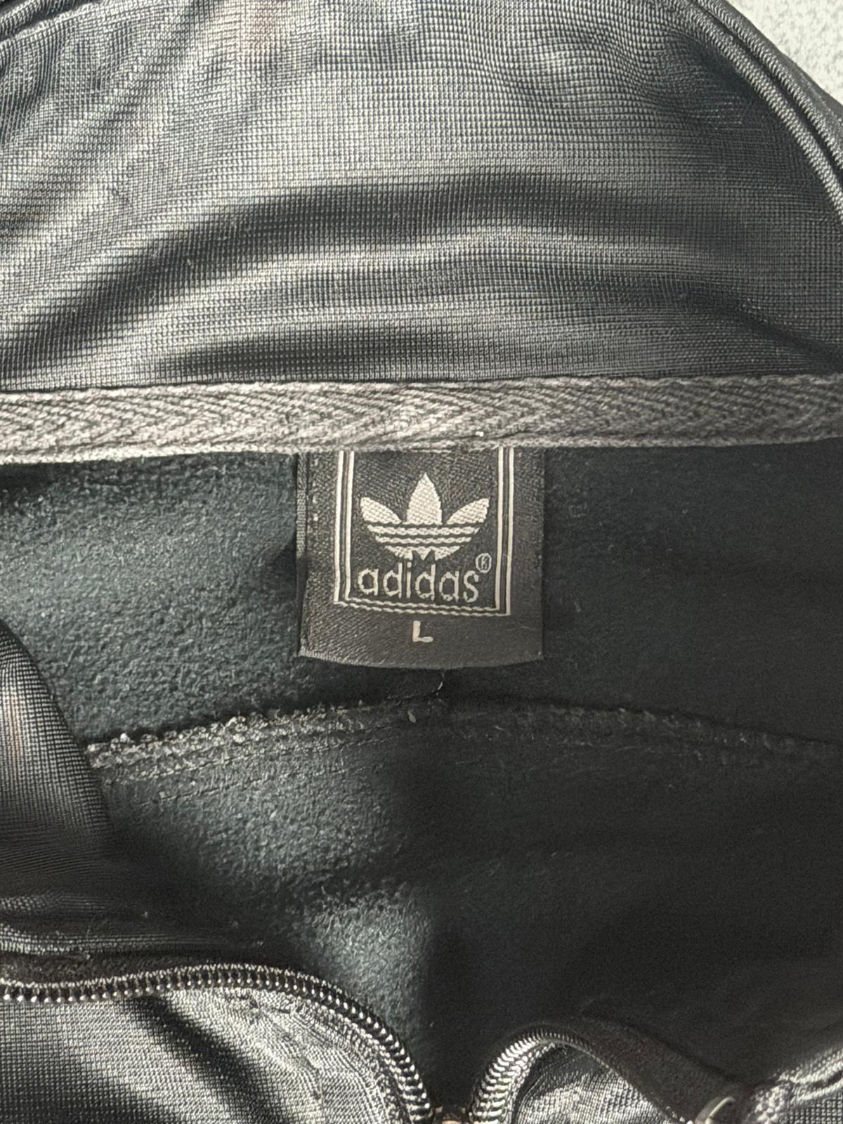 Adidas Firebird in Schwarz / Rot / Gelb / Grün