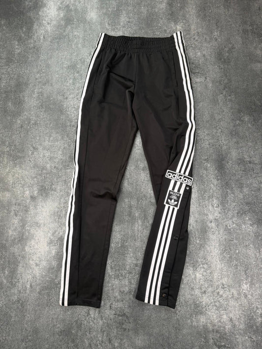 Adidas Adibreak Trackpants in XL