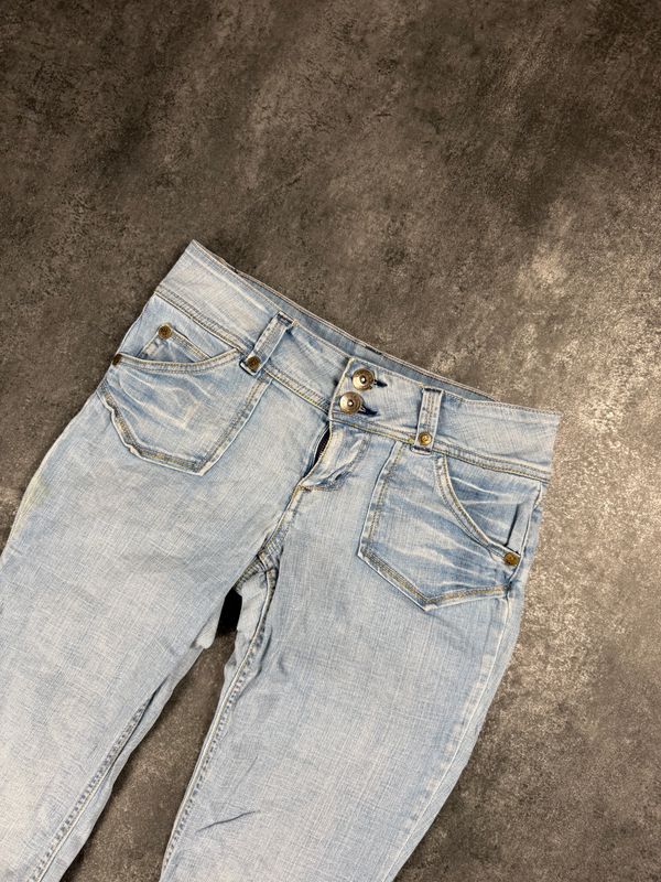 Vintage Y2K Flared Jeans | Low Rise